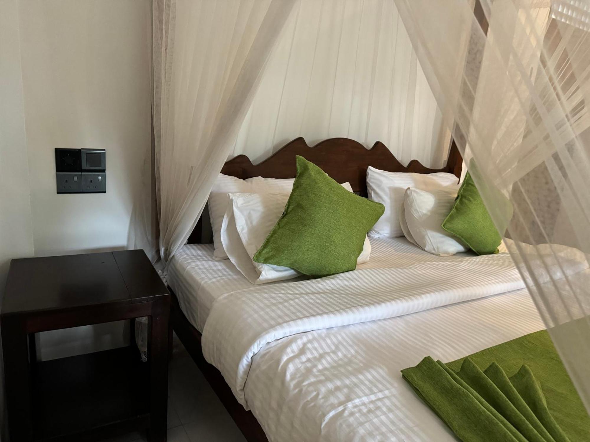 Brinkhouse Guesthouse , Unawatuna Beach Esterno foto
