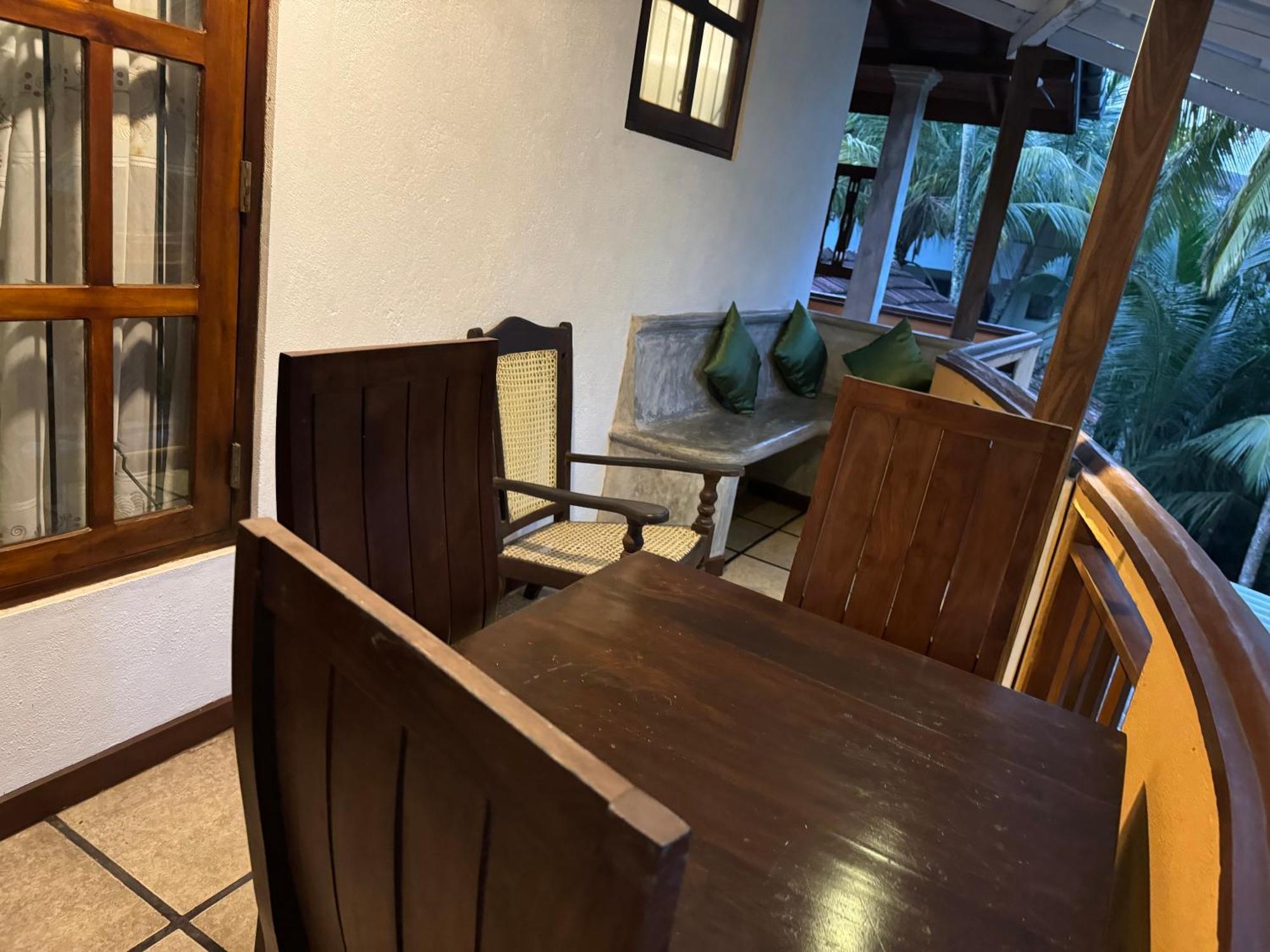 Brinkhouse Guesthouse , Unawatuna Beach Esterno foto