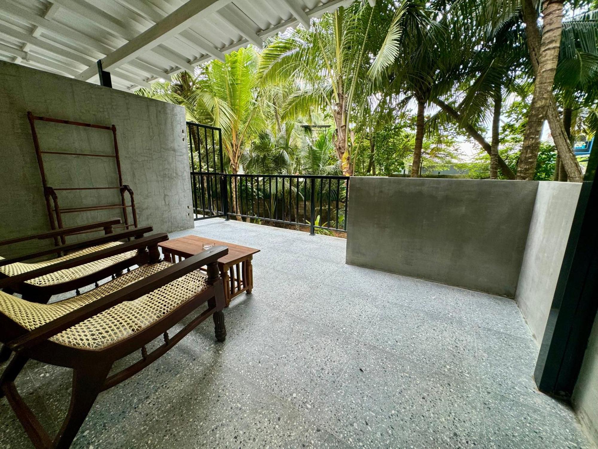 Brinkhouse Guesthouse , Unawatuna Beach Esterno foto